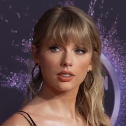 TaylorSwift